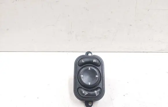 Chrysler PT Cruiser Wing mirror switch 04793862AB 23199