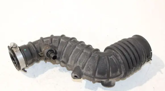 Nissan Pulsar Intercooler hose/pipe