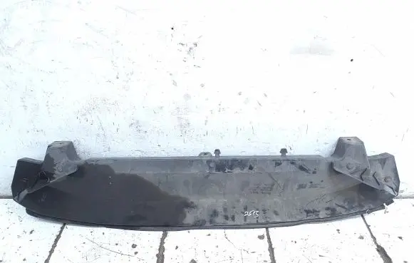 Front bumper skid plate/under tray
