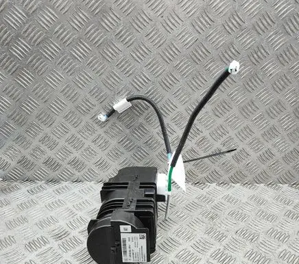 Mercedes-Benz S W223 Central locking vacuum pump A2239001727 A2239019214