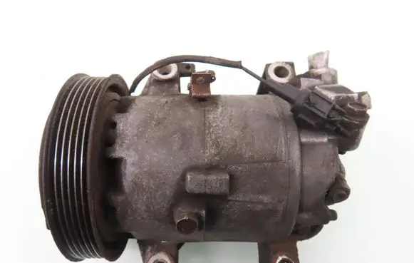 Nissan Almera N16 Air conditioning (A/C) compressor (pump) 926009F510