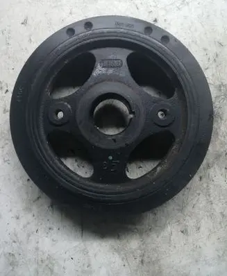 Toyota Corolla Verso AR10 Crankshaft pulley 134080R011