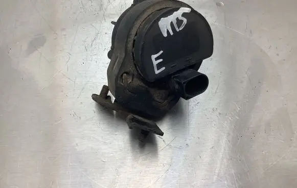 Mercedes-Benz E W211 Electric auxiliary coolant/water pump A2118350028