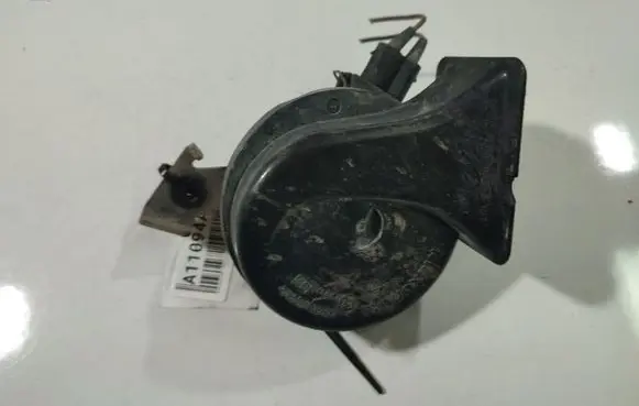 Volkswagen Golf IV Horn signal 0092018