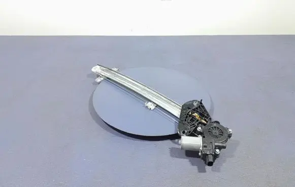 Honda HR-V Front door window regulator with motor GD558RD