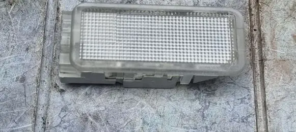 Peugeot 207 CC Boot/trunk interior light 