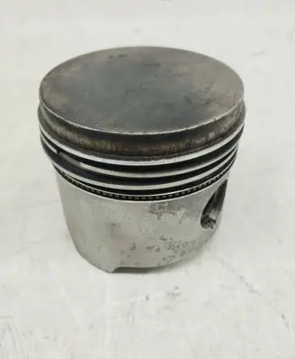 Piston