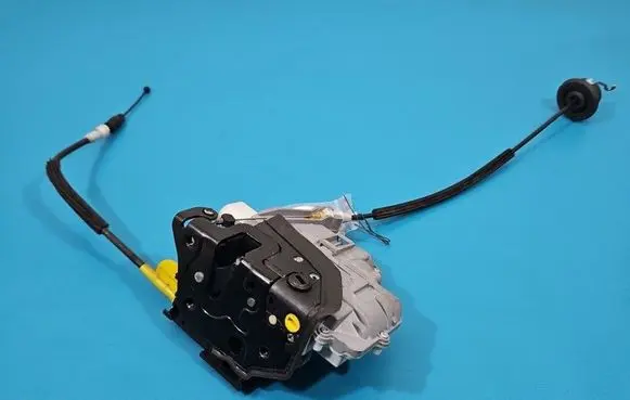 Audi A4 S4 B8 8K Rear door lock 6010-25-032434P IMPRK1530463