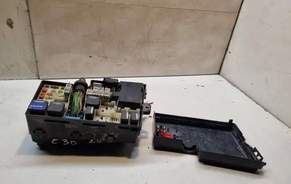 Fuse box set