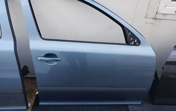 Skoda Octavia Mk2 (1Z) Front door 