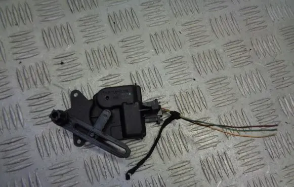 Seat Leon (1M) A/C air flow flap actuator/motor 1J0907511
