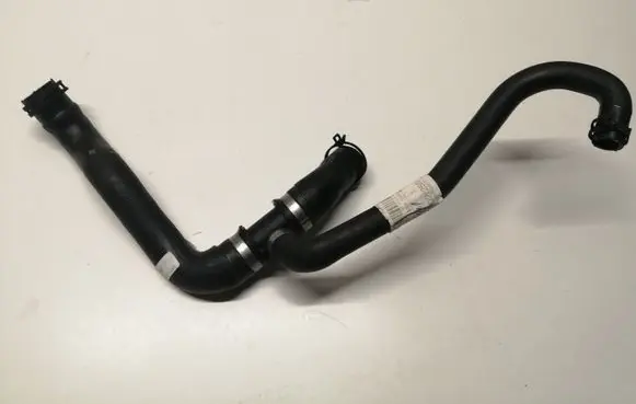 Mercedes-Benz B W246 W242 Engine coolant pipe/hose A2465011558