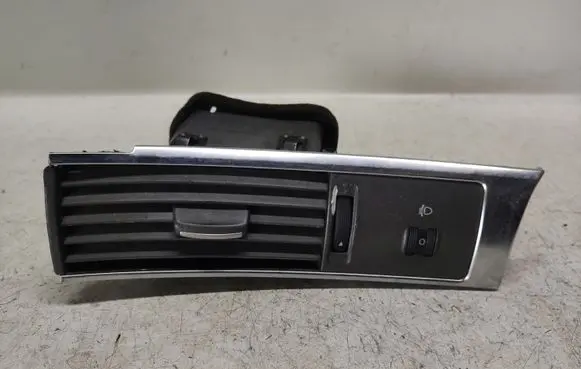 Audi A6 S6 C6 4F Dashboard side air vent grill/cover trim 4F1820901C