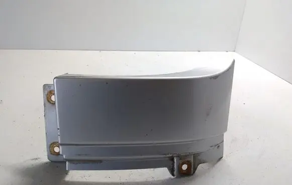 Opel Zafira A Rear/tail light trim molding 90580804
