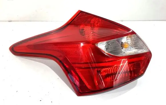 Ford Focus Rear/tail lights BM5113405A