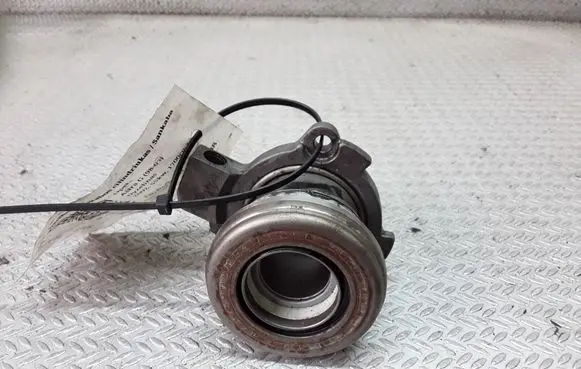 Opel Astra G Clutch slave cylinder 