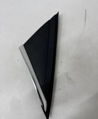 Ford Focus Fender trim (molding) BM51A16004