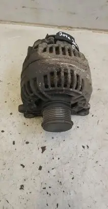 Volkswagen Golf IV Generator/alternator 028903028E