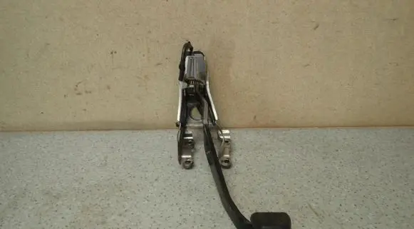 Toyota Auris 150 Pedal assembly 