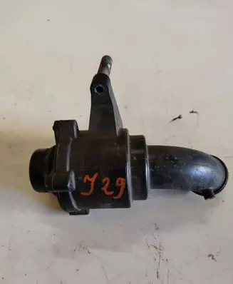 BMW 5 E39 Intake resonator 4010202F