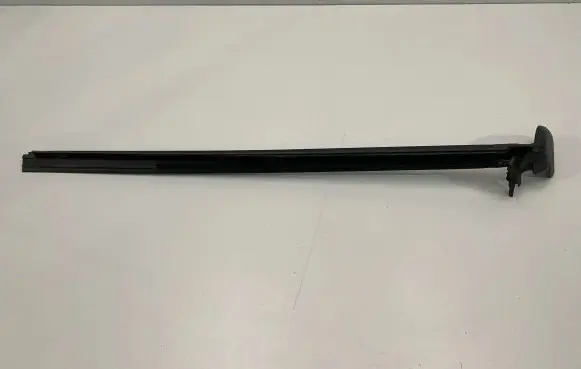 BMW 4 F32 F33 Rubber seal front coupe door window 7280295