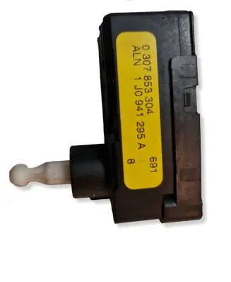 Audi A4 S4 B7 8E 8H Headlight level adjustment motor 0307853304 1J0941295A