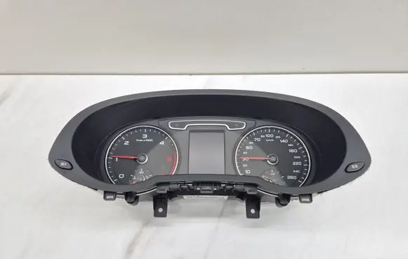 Audi Q3 8U Speedometer (instrument cluster) 8U0920940A A2C53363511 A2C53407658