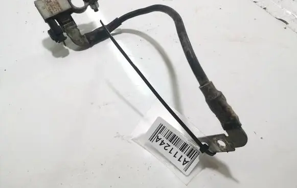 Hyundai i30 Positive cable (battery) 371802R500