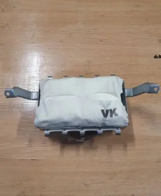 Toyota Verso Passenger airbag L006098001