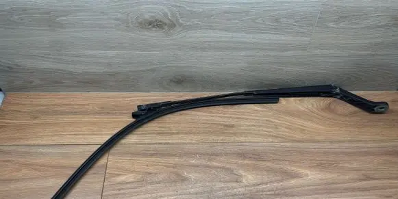 Ford Galaxy Windshield/front glass wiper blade 7M3955409B