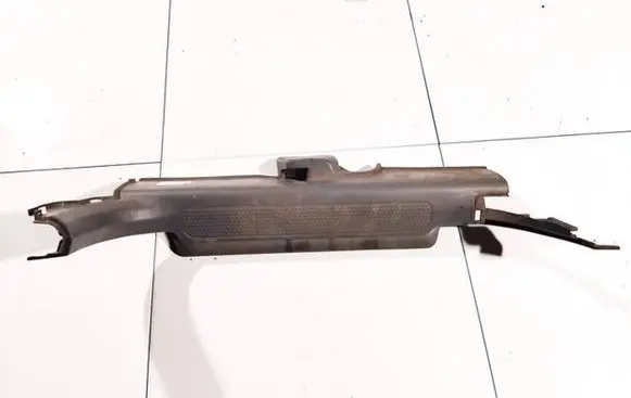 Front sill trim cover