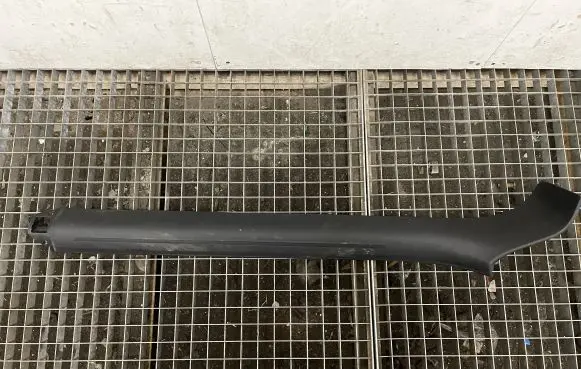 Audi A5 8T 8F Front sill trim cover 8F0853905