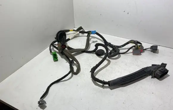 Volvo S60 Front door wiring loom 31275427