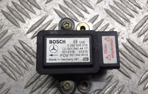 Mercedes-Benz A W168 ESP acceleration yaw rate sensor 0265005219