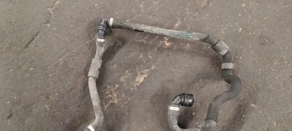 BMW X5 F15 Engine coolant pipe/hose 17128570661