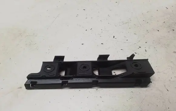 Volkswagen PASSAT B6 Front bumper mounting bracket 3C0807184