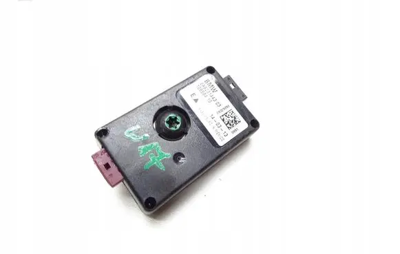 BMW 3 F30 F35 F31 Aerial antenna filter 9231443