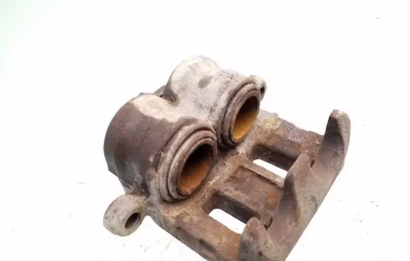 Mitsubishi Pajero Front brake caliper