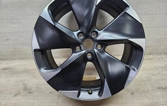 Cupra Born R19 alloy rim 10E601025J 10E601025M 10E601025L