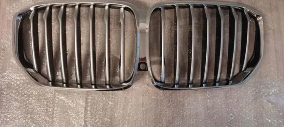 BMW X5 G05 Front bumper upper radiator grill 7454887