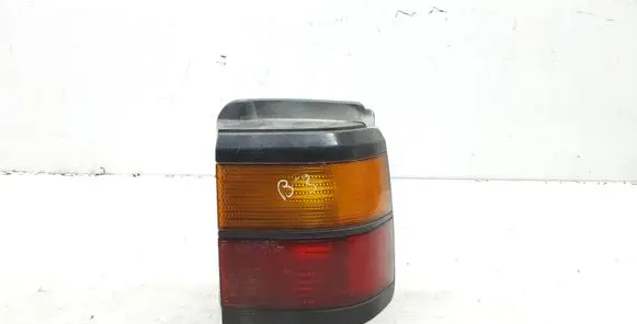 Volkswagen PASSAT B3 Rear/tail lights