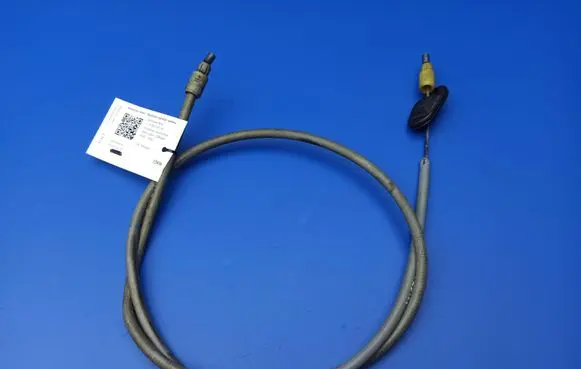 Mercedes-Benz C W204 Handbrake/parking brake wiring cable A2044201385