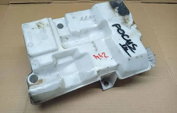 Ford Focus Windshield washer fluid reservoir/tank BV6113K175AF BV6113K175DB BV6113K175BE