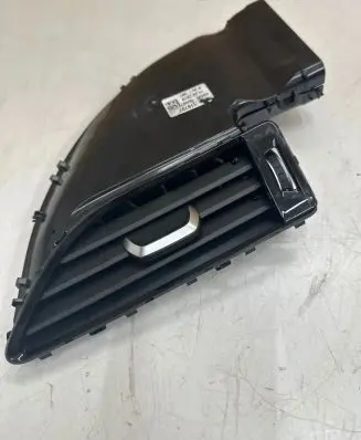 BMW 7 G11 G12 Dashboard side air vent grill/cover trim 09495001 7401187 16828110