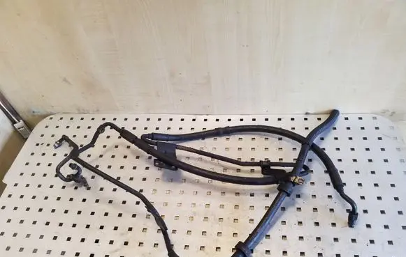 Mercedes-Benz CLS C219 Power steering hose/pipe/line 3082DB20