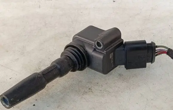 High voltage ignition coil