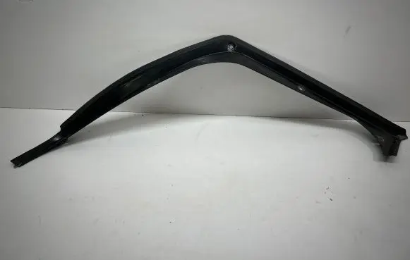 Mercedes-Benz C W204 Bottom trim A2046931533 BBP162301