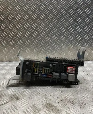 Mercedes-Benz E W212 Fuse box set 2129009622