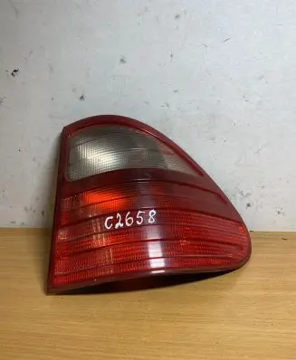 Mercedes-Benz E W210 Rear/tail lights A2108204864 C2658