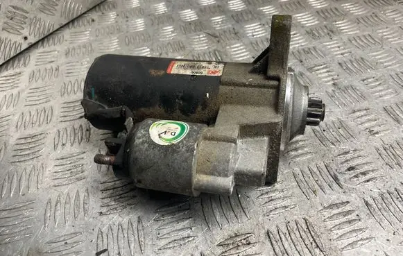 Volkswagen Golf IV Starter motor